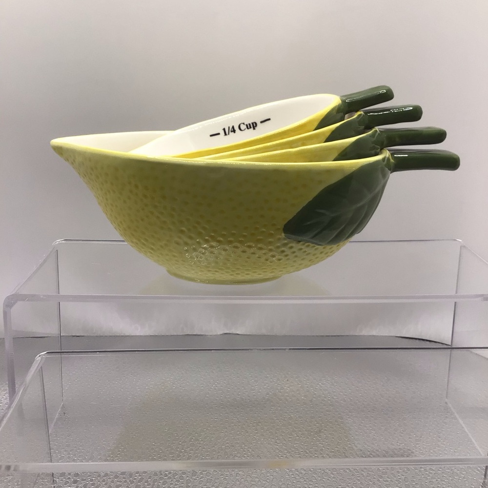 Nesting Measure Cups, Lemons, 4 Total